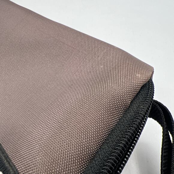 Case Logic 15 Cassette Tape Storage Case Wrist Strap Brown Nylon Tote Carry 12" - Picture 3 of 7